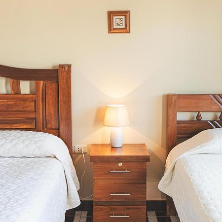 Hostal Dinosaurio Torotoro Екстер'єр фото