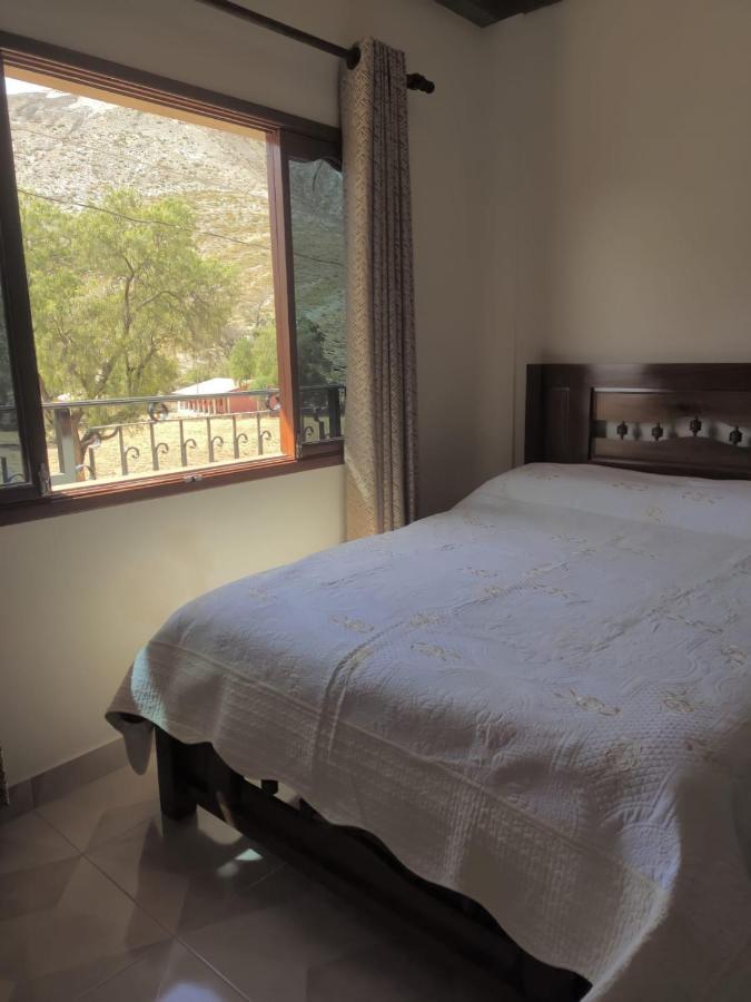 Hostal Dinosaurio Torotoro Екстер'єр фото